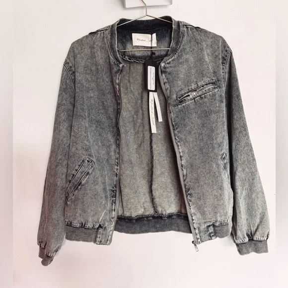 Mustard Seed Acid Wash Oversized Jean Jacket - Picture 4 of 5